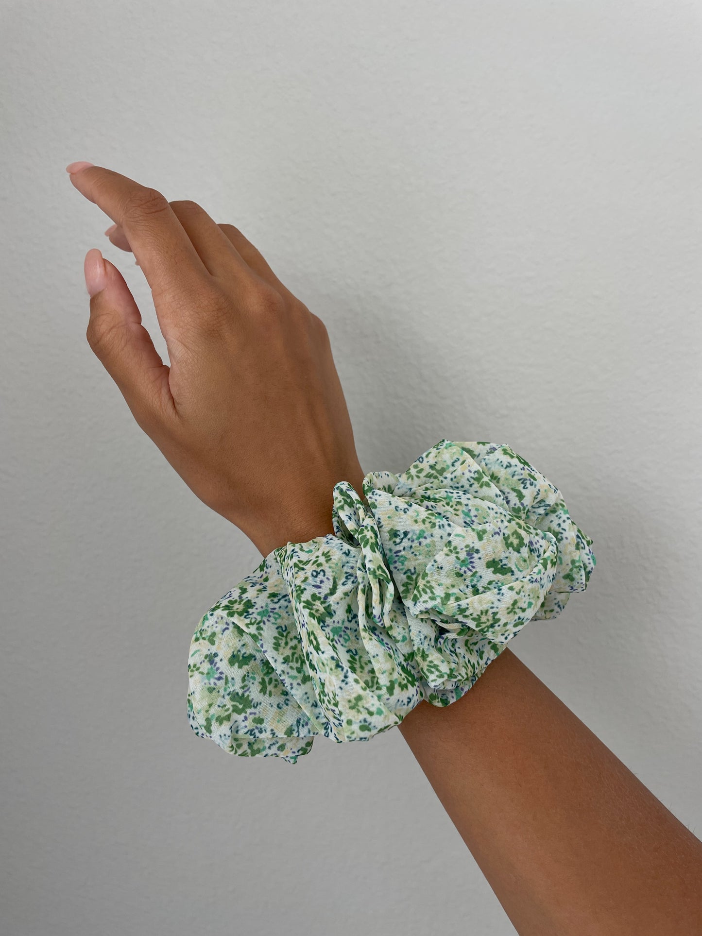 BOHEMIAN Floral OVERSIZED Scrunchie / Green