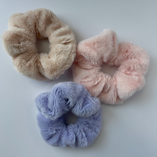 CLOUD 10 Scrunchies