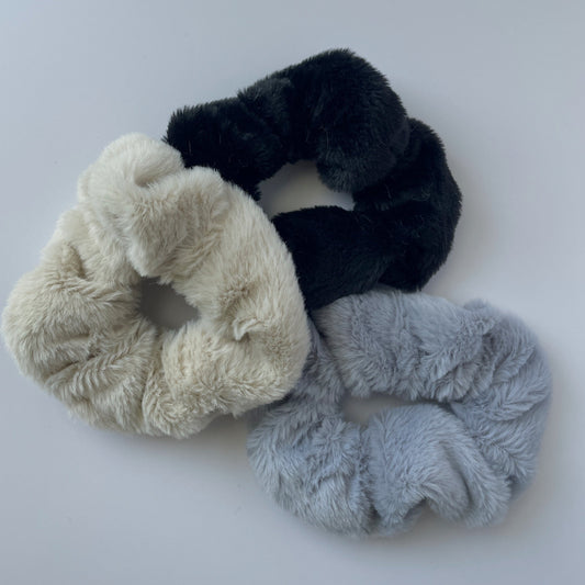 CLOUD 11 Scrunchies