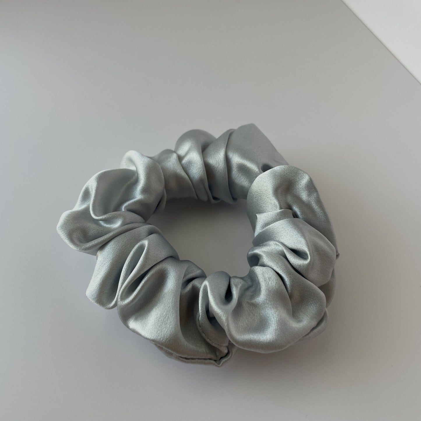 100% Mulberry Silk Scrunchie / Stone