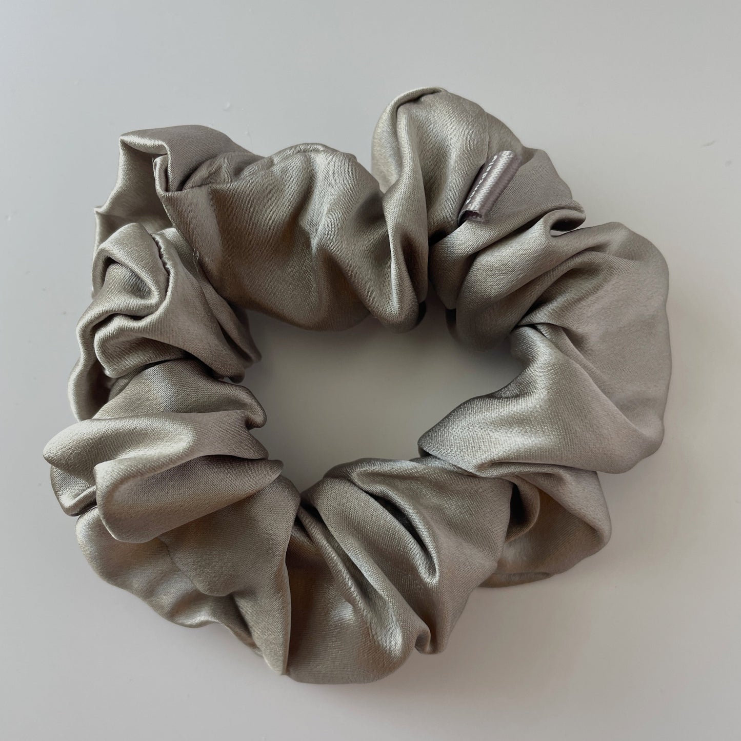 100% Mulberry Silk Scrunchie / Buck